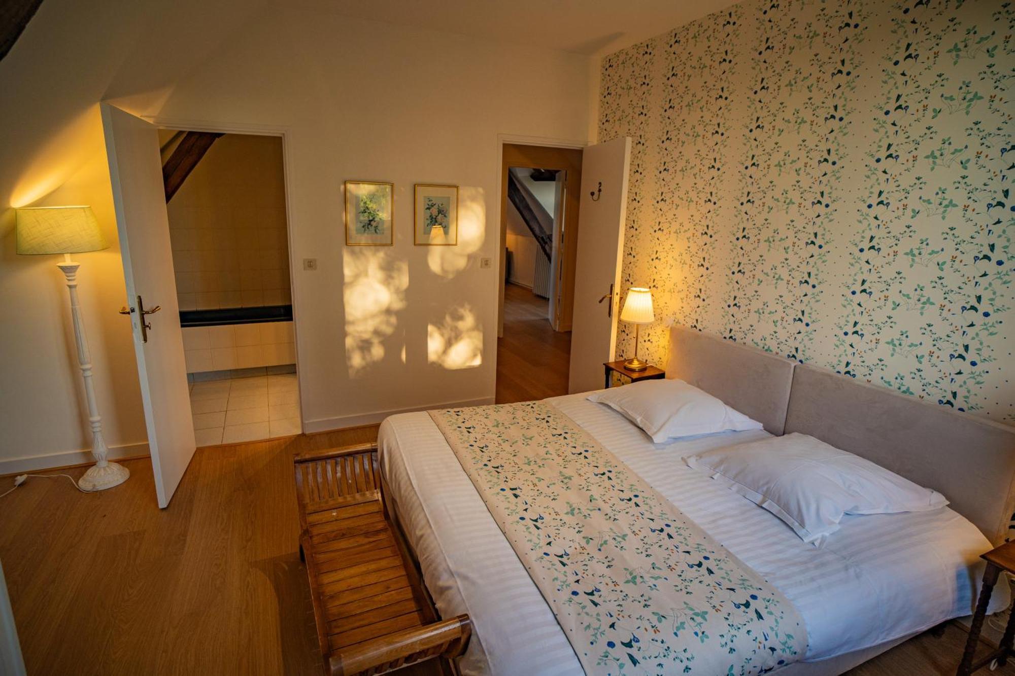 Crosmières Hotel Haras De La Potardiere מראה חיצוני תמונה