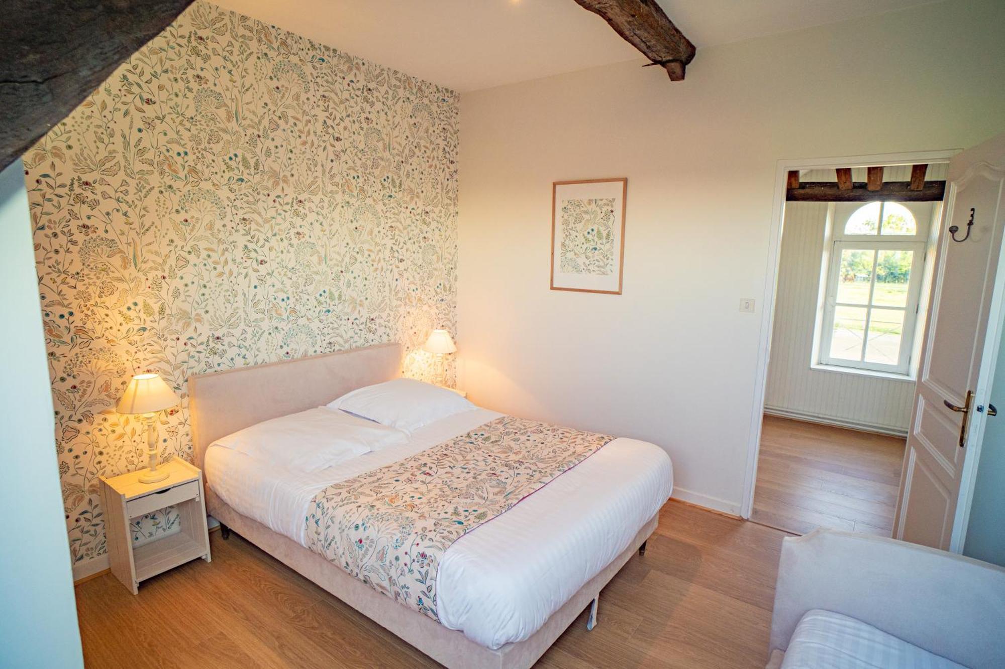 Crosmières Hotel Haras De La Potardiere מראה חיצוני תמונה
